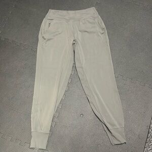 Athleta jogger dark grey size medium